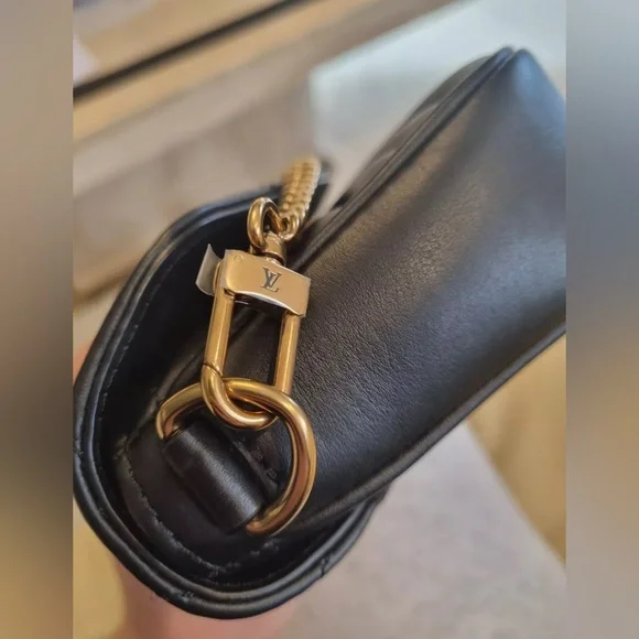 Louis Vuittton New Wave Multi Pouchette full inclusion - Picture 13 of 16